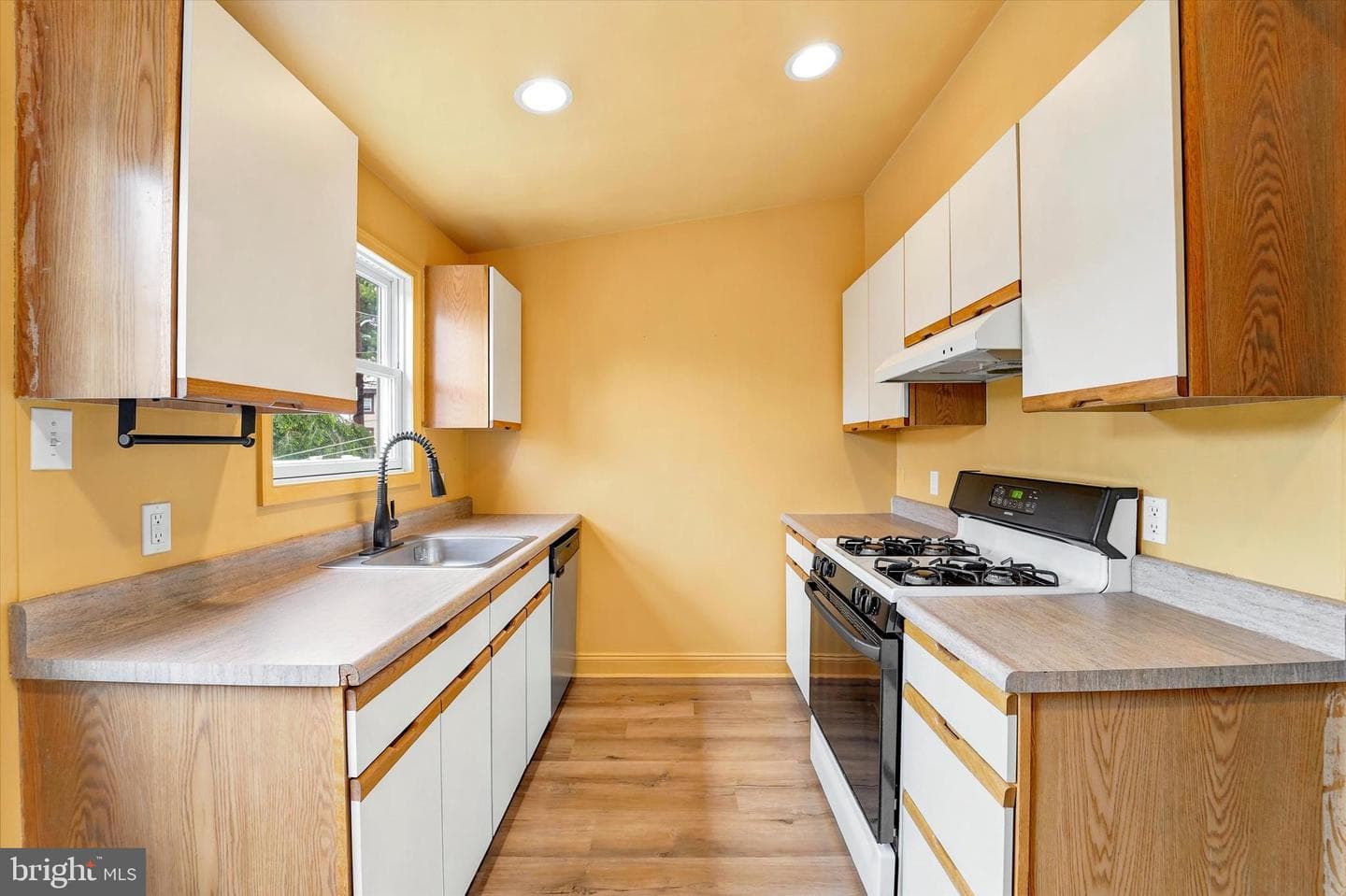 4420 Saint Davids Street