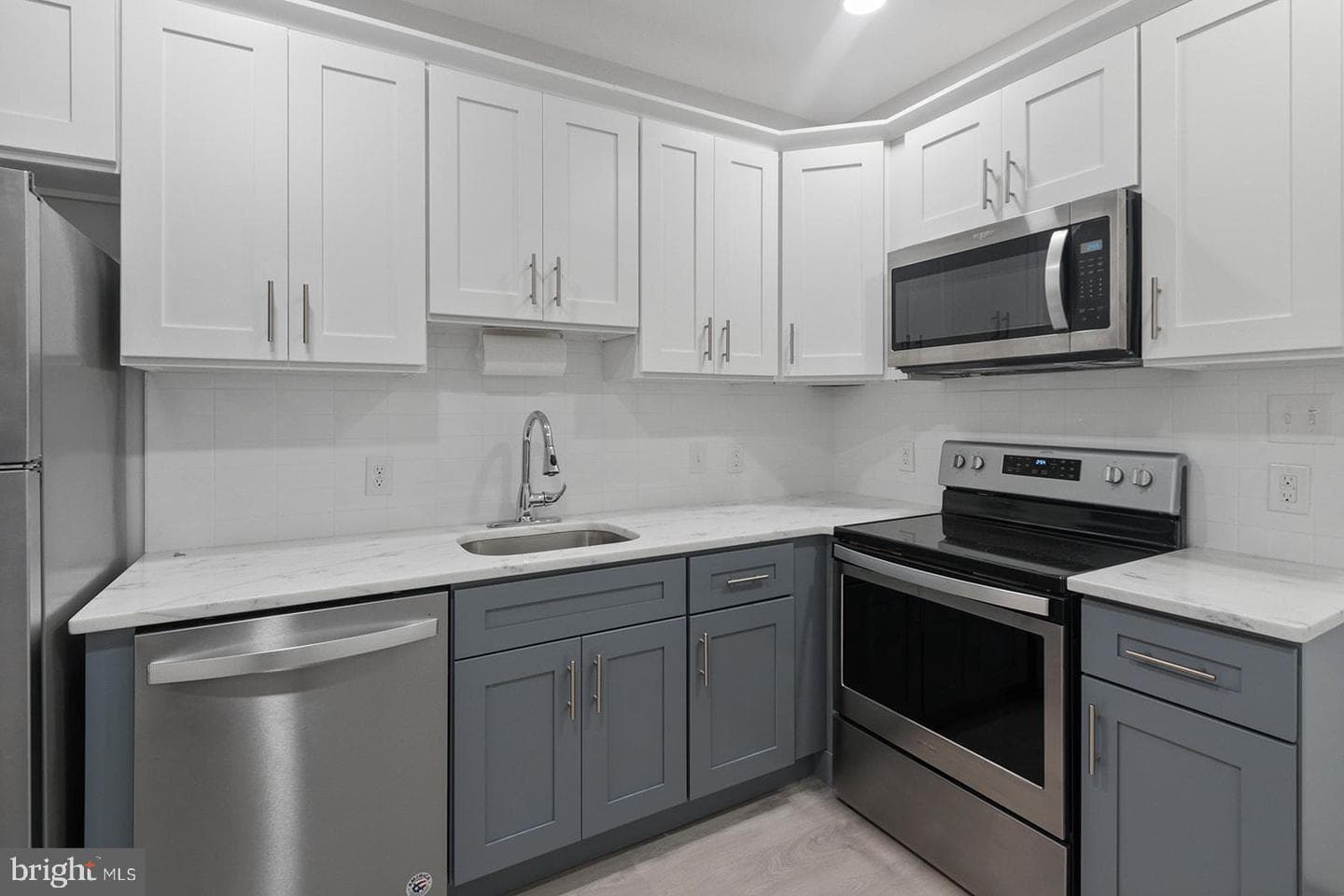 5213 Rodman Street photo 10