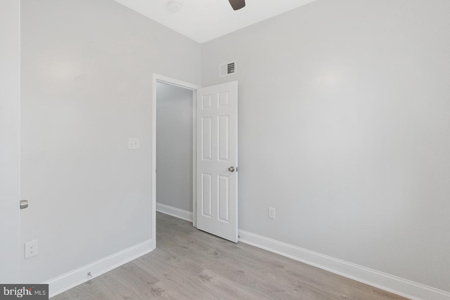 5213 Rodman Street photo 19