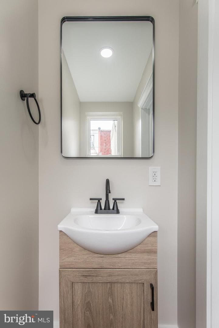 3143 Livingston Street photo 13