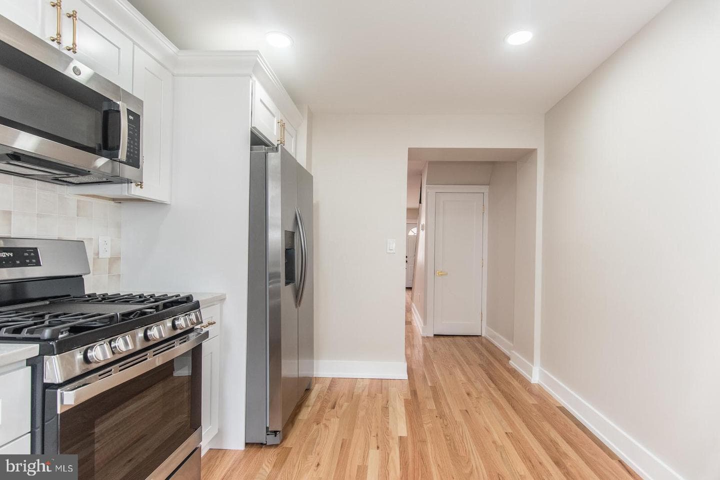 3143 Livingston Street photo 21