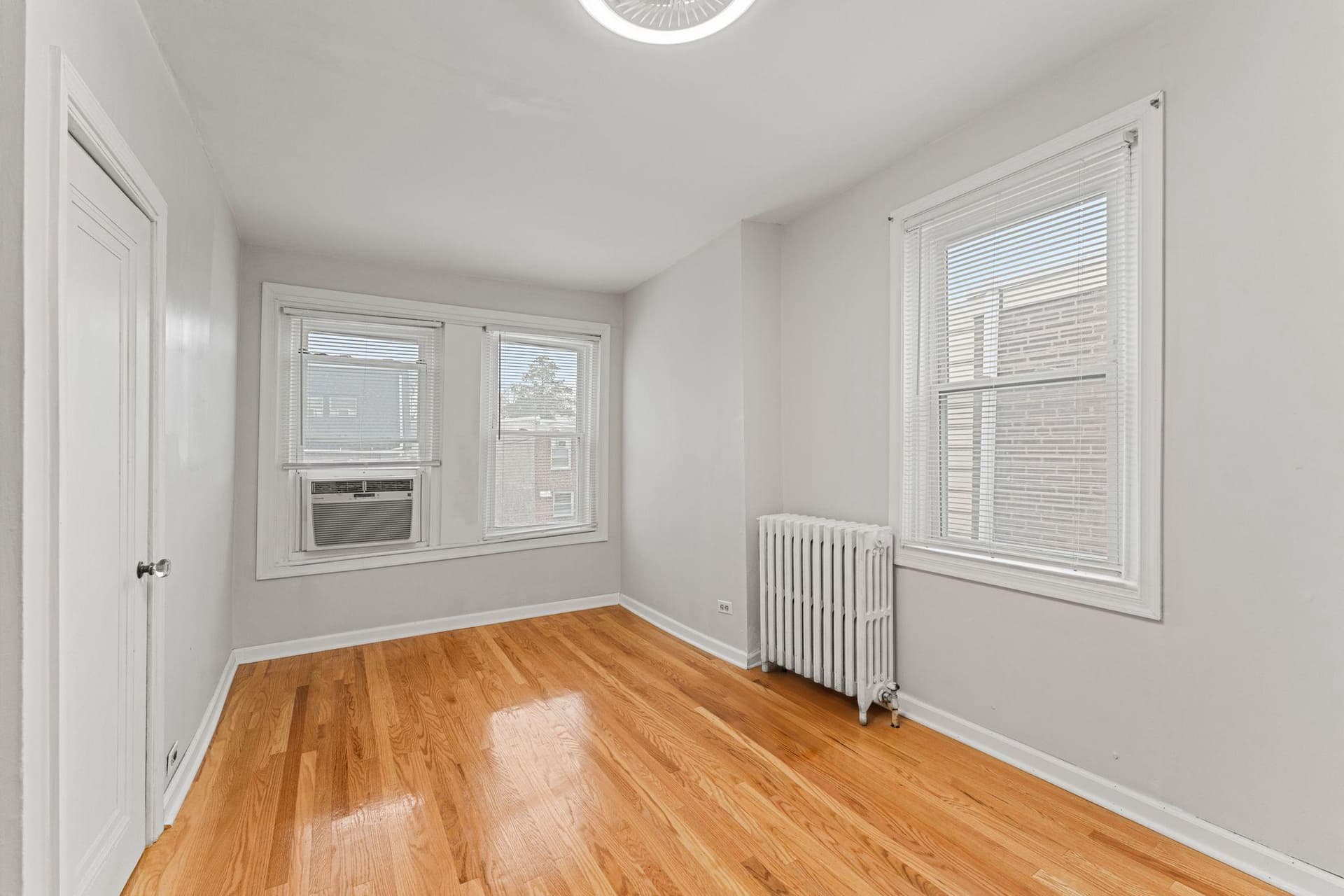471 E Pleasant Street photo 14