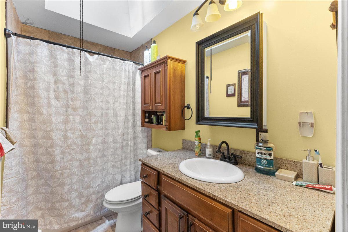 5635 Diamond Street photo 10