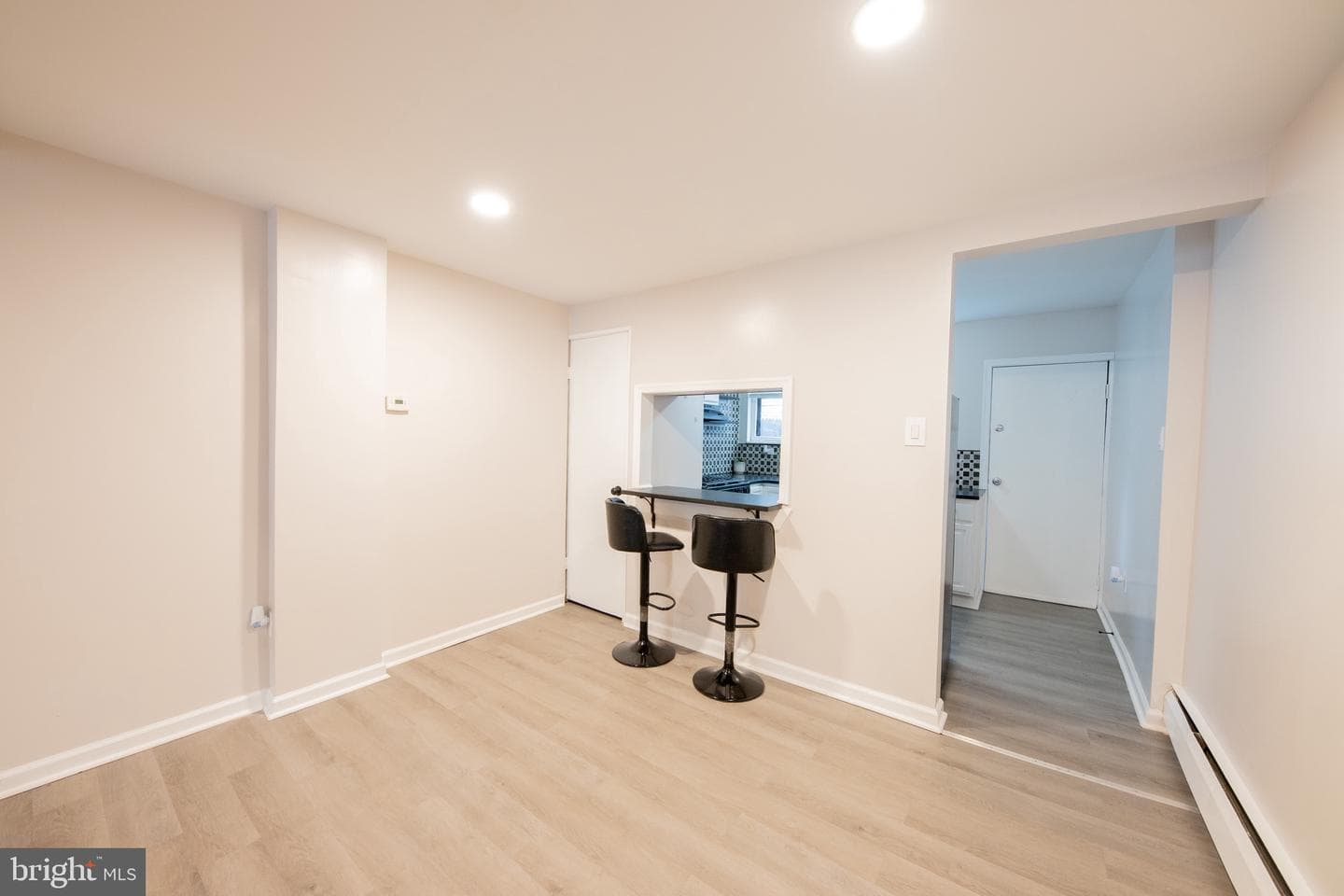 2924 Salmon Street photo 9