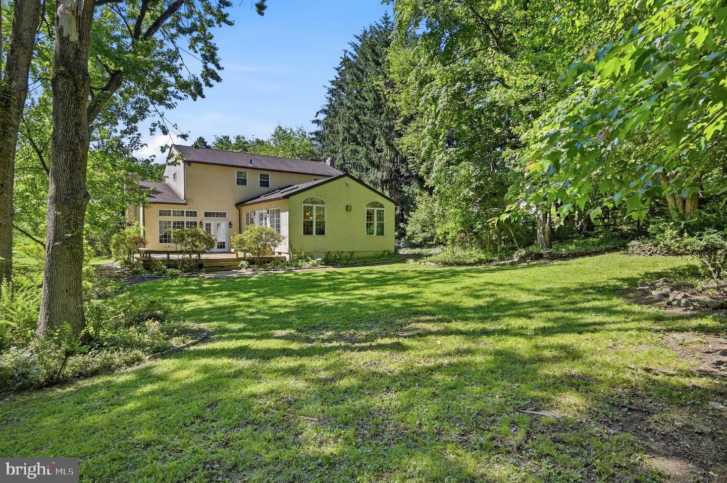 736 Summit Avenue photo 32