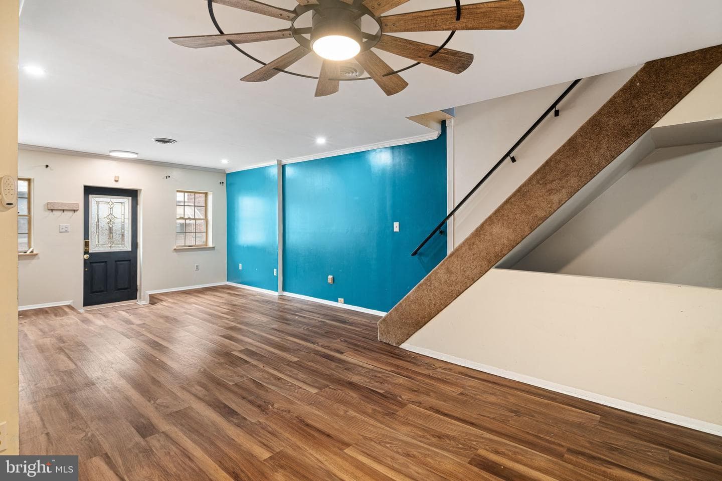 2812 S Franklin Street photo 4