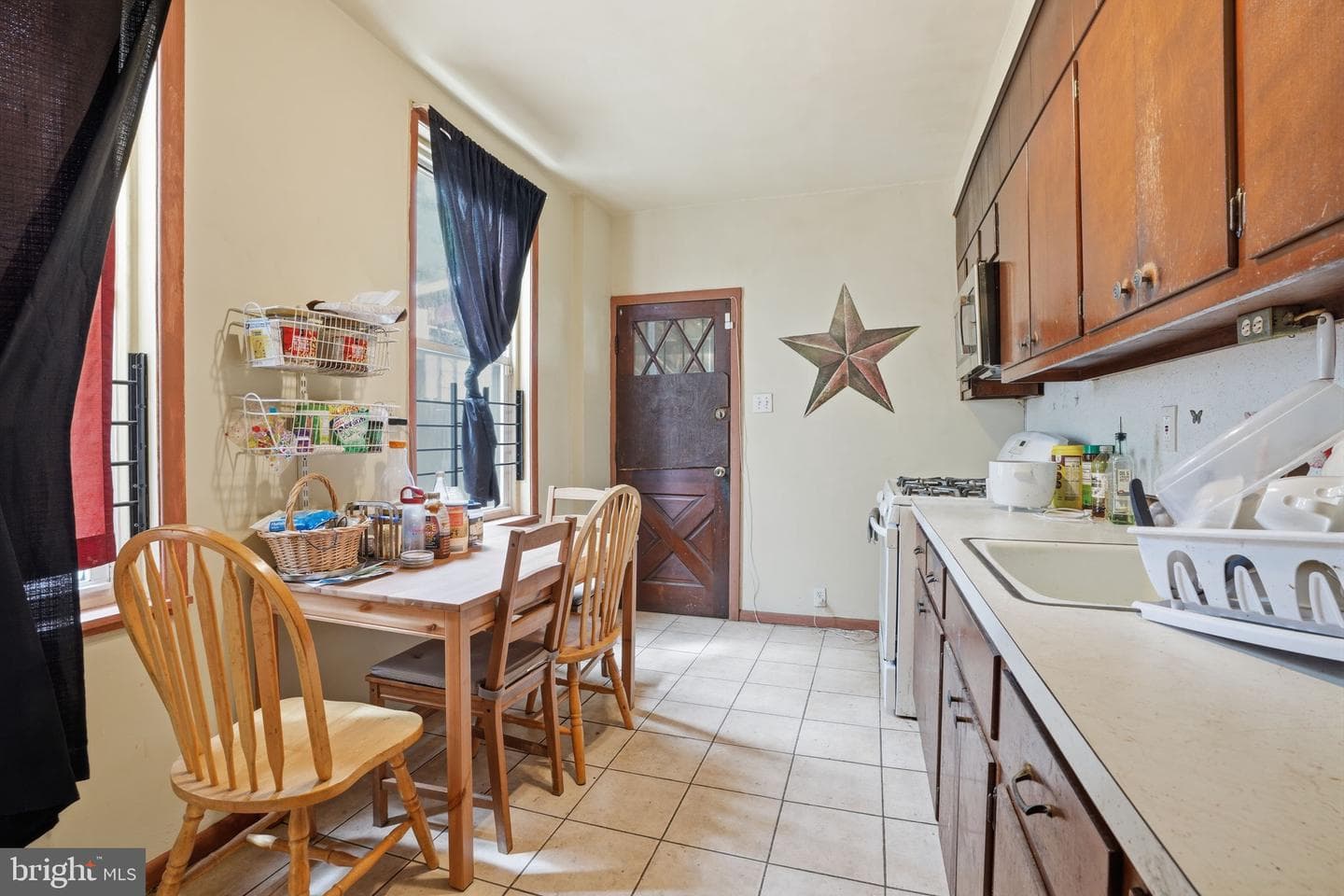 4612 Melrose Street photo 8