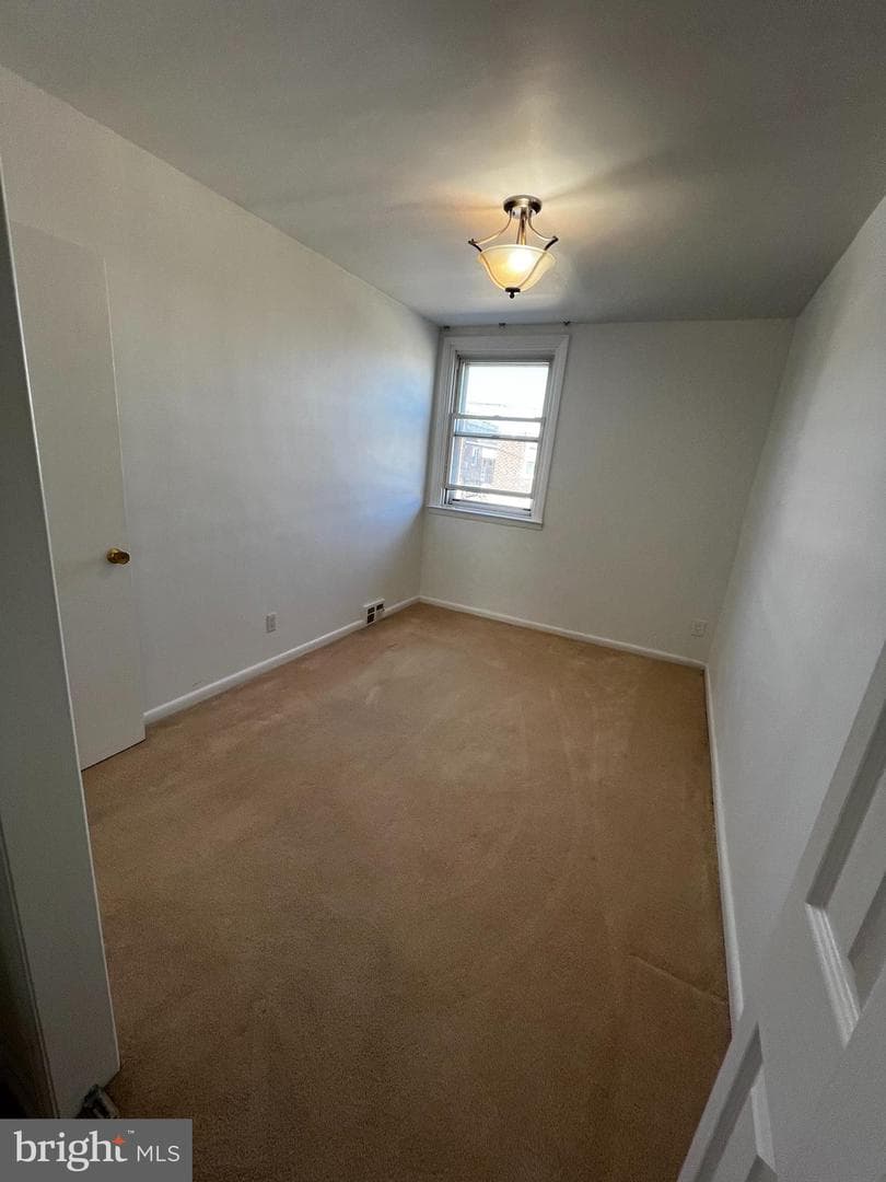 1621 Strahle Street photo 26
