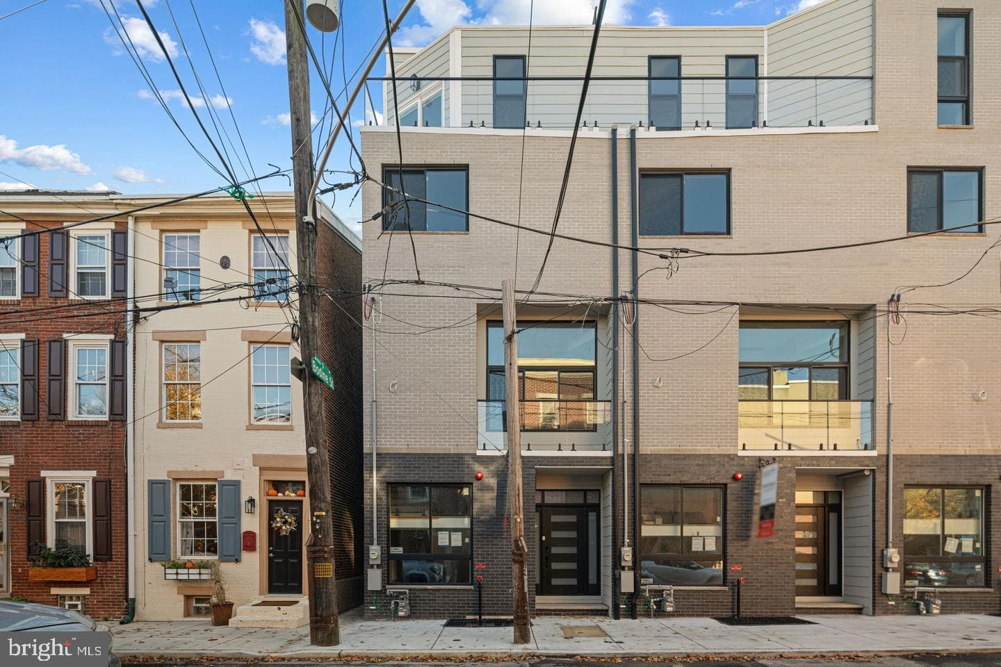 244 Montrose St photo 34