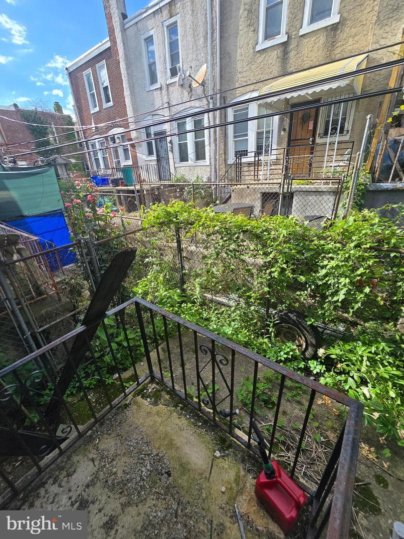 5847 Ellsworth Street photo 14