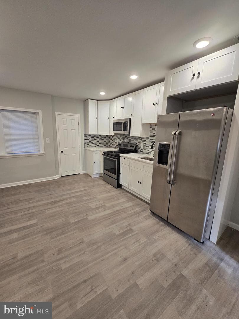 5625 Crowson Street photo 8