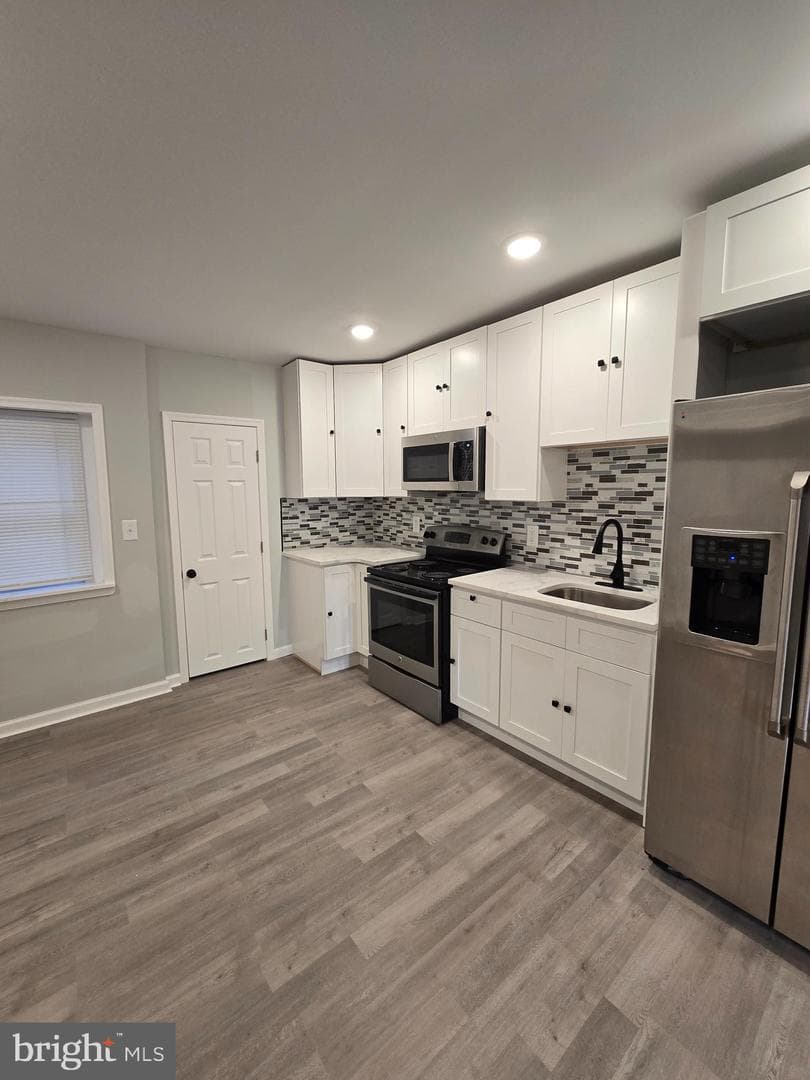 5625 Crowson Street photo 9