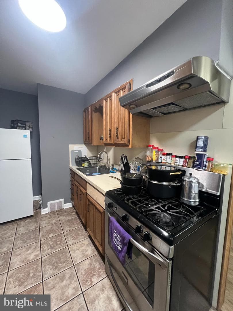 2822 Rawle Street photo 7
