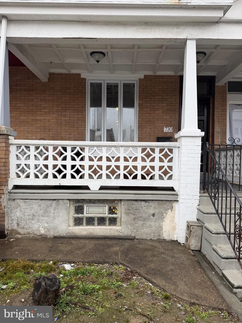 730 W Erie Ave photo 1