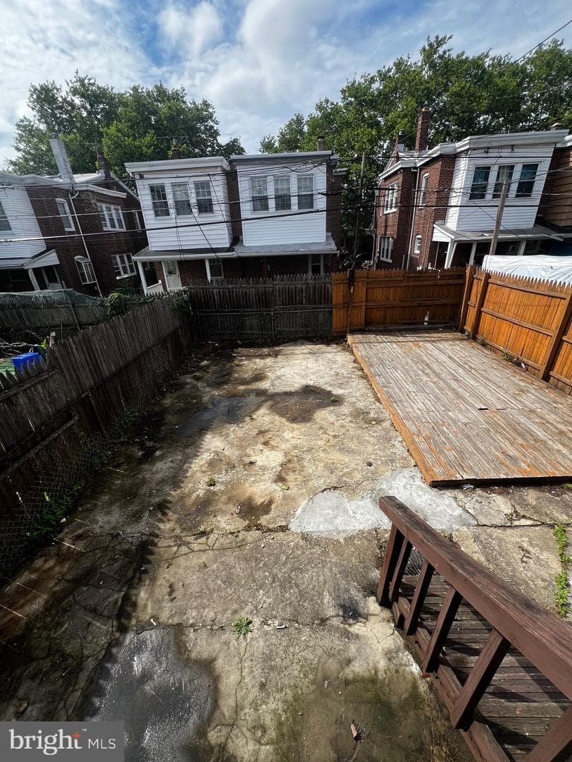 7020 Gillespie Street photo 3