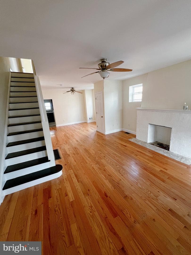7020 Gillespie Street photo 4