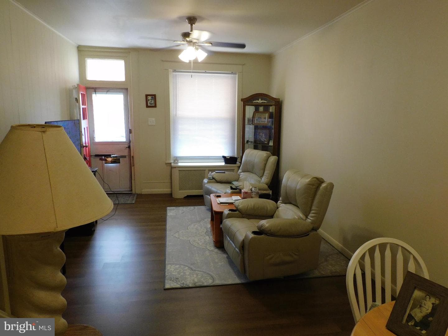 5044 James Street photo 6