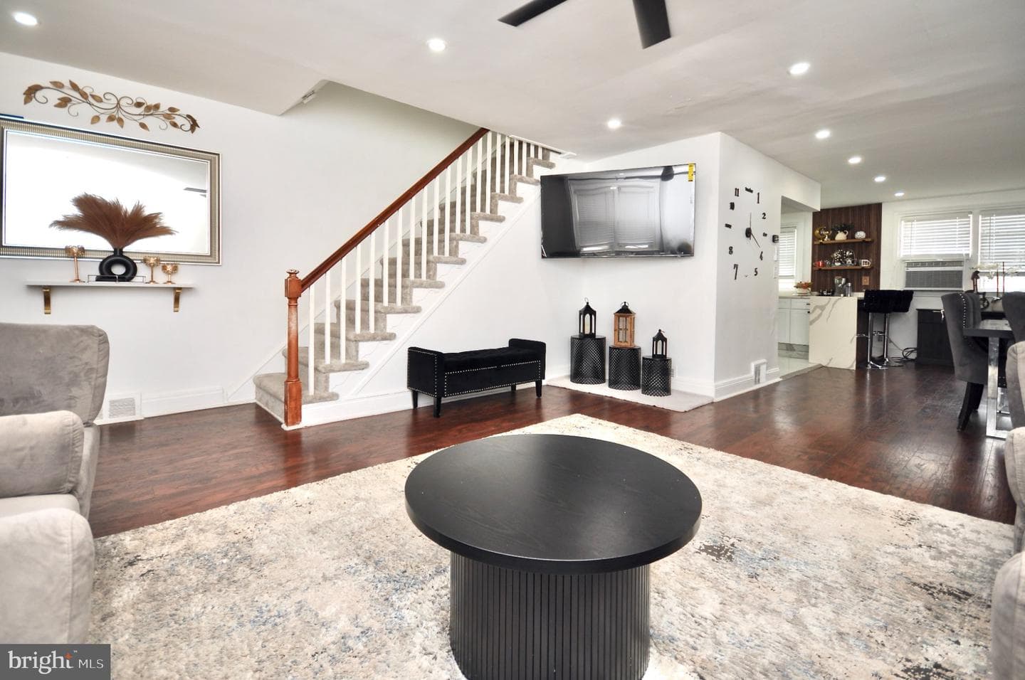 6311 Elmhurst Street photo 18
