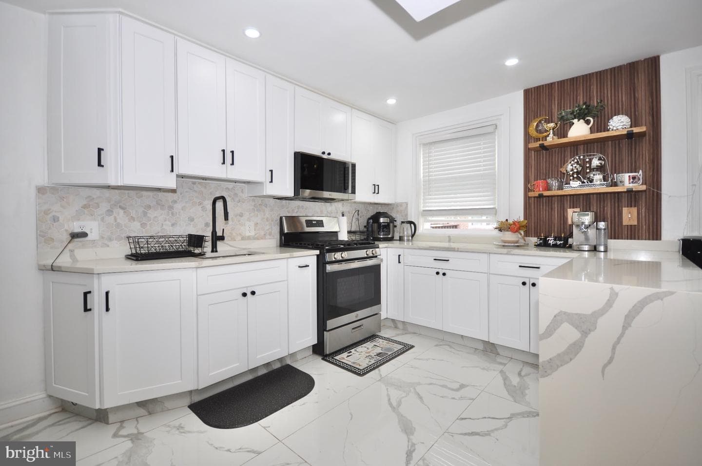 6311 Elmhurst Street photo 24