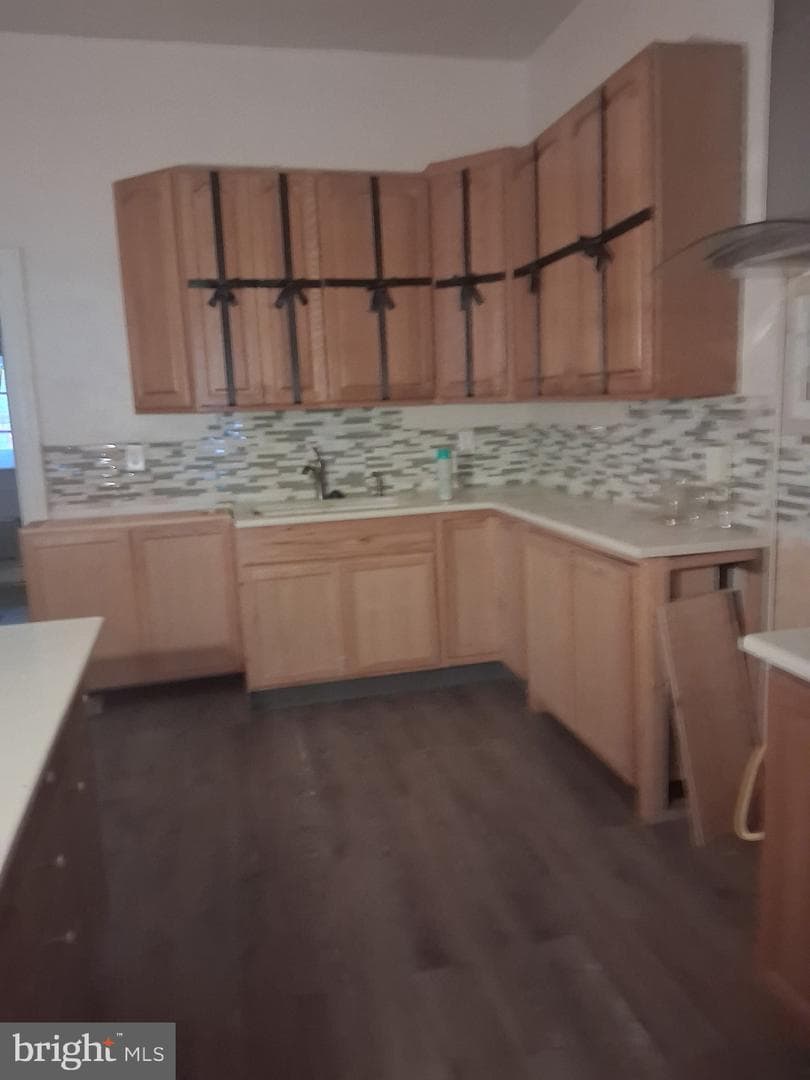 6938 Woodland Avenue photo 2