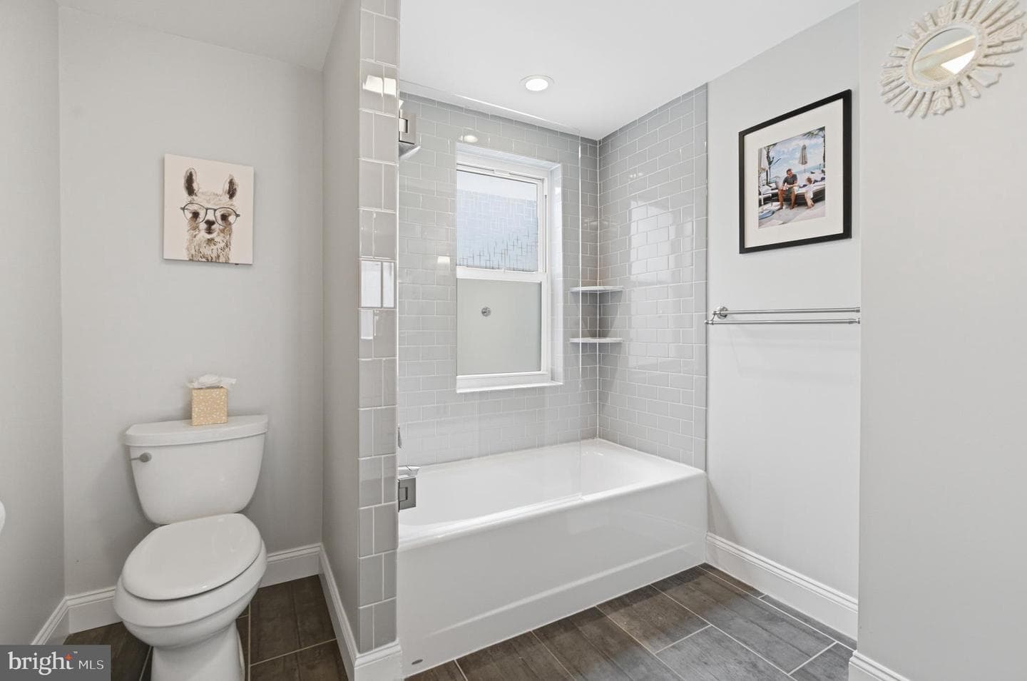 2137 Bainbridge Street photo 32