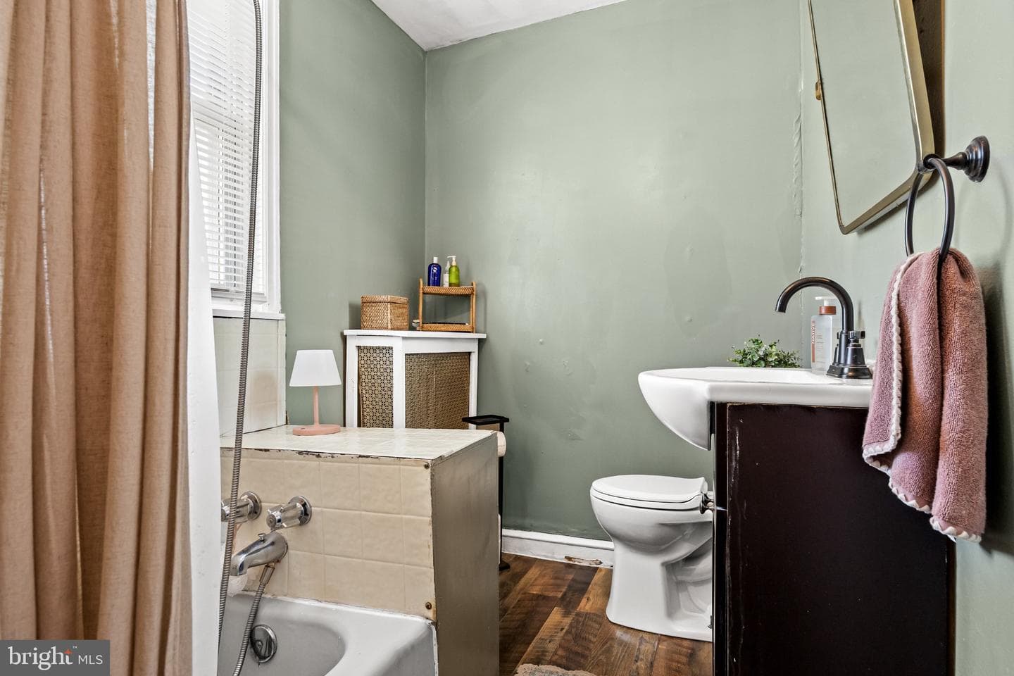 233 Tree Street photo 17