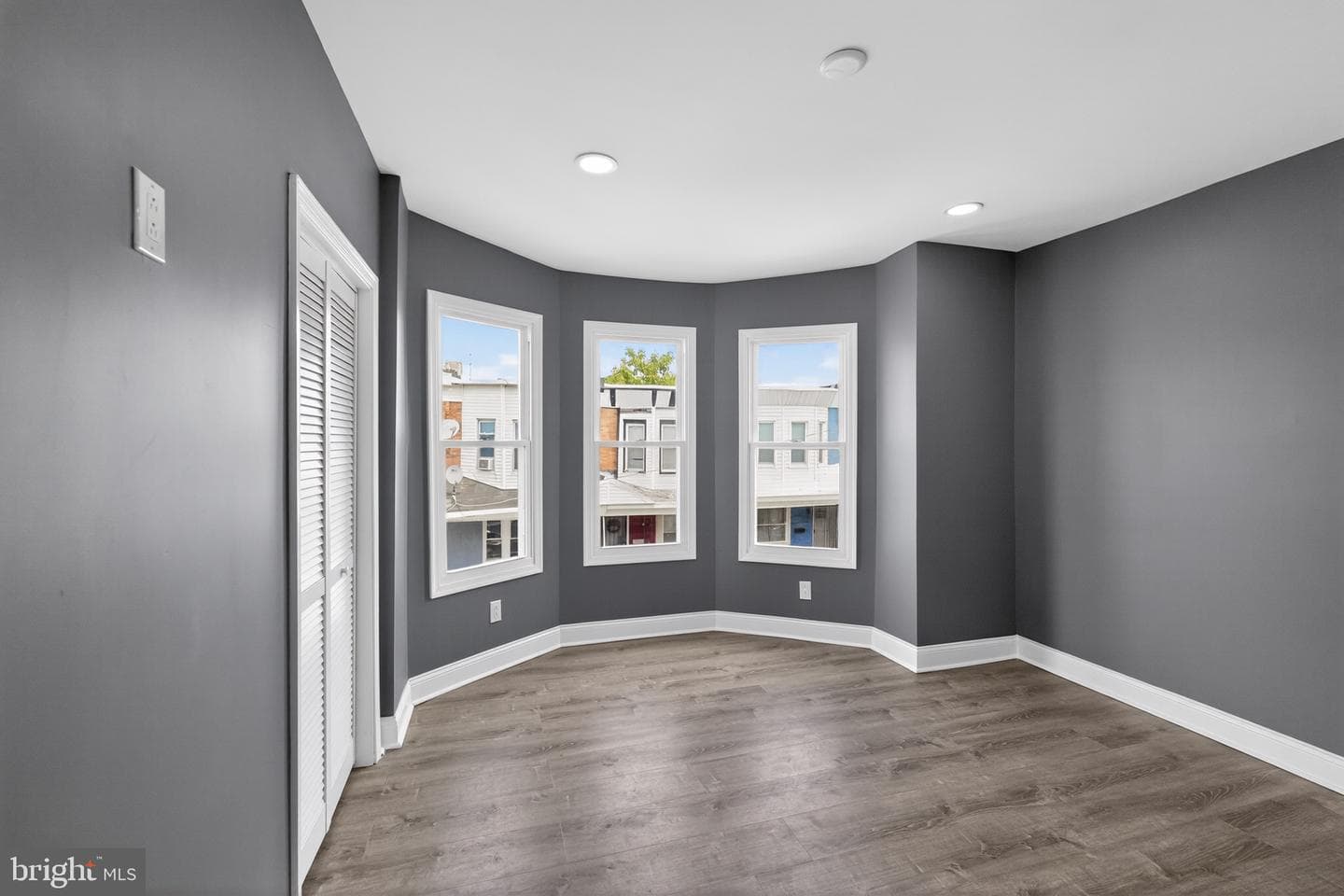 1428 S Vogdes Street photo 25