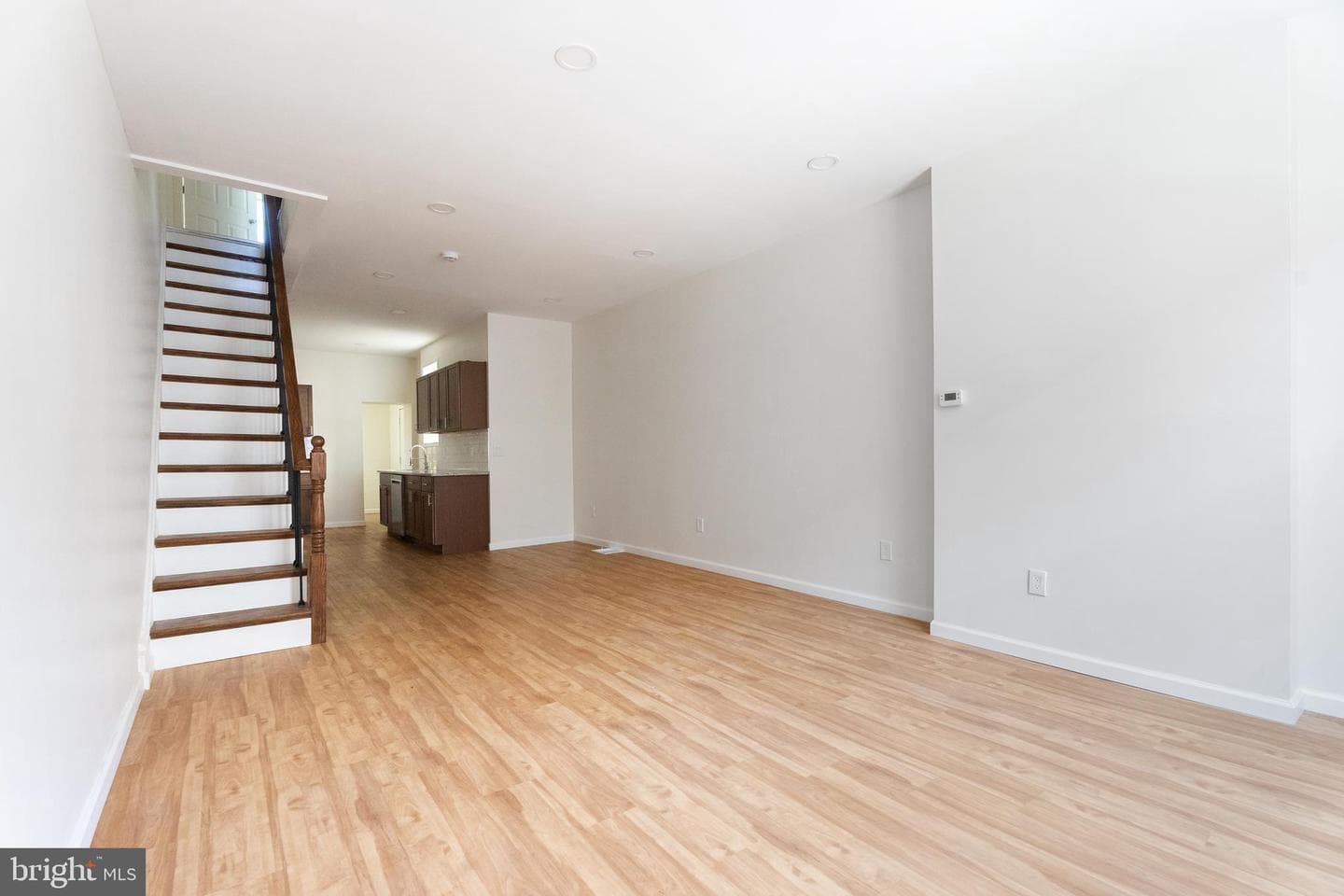1716 N Hollywood Street photo 10