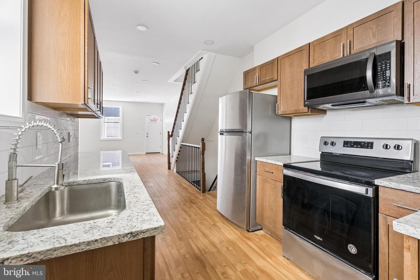 1716 N Hollywood Street photo 23