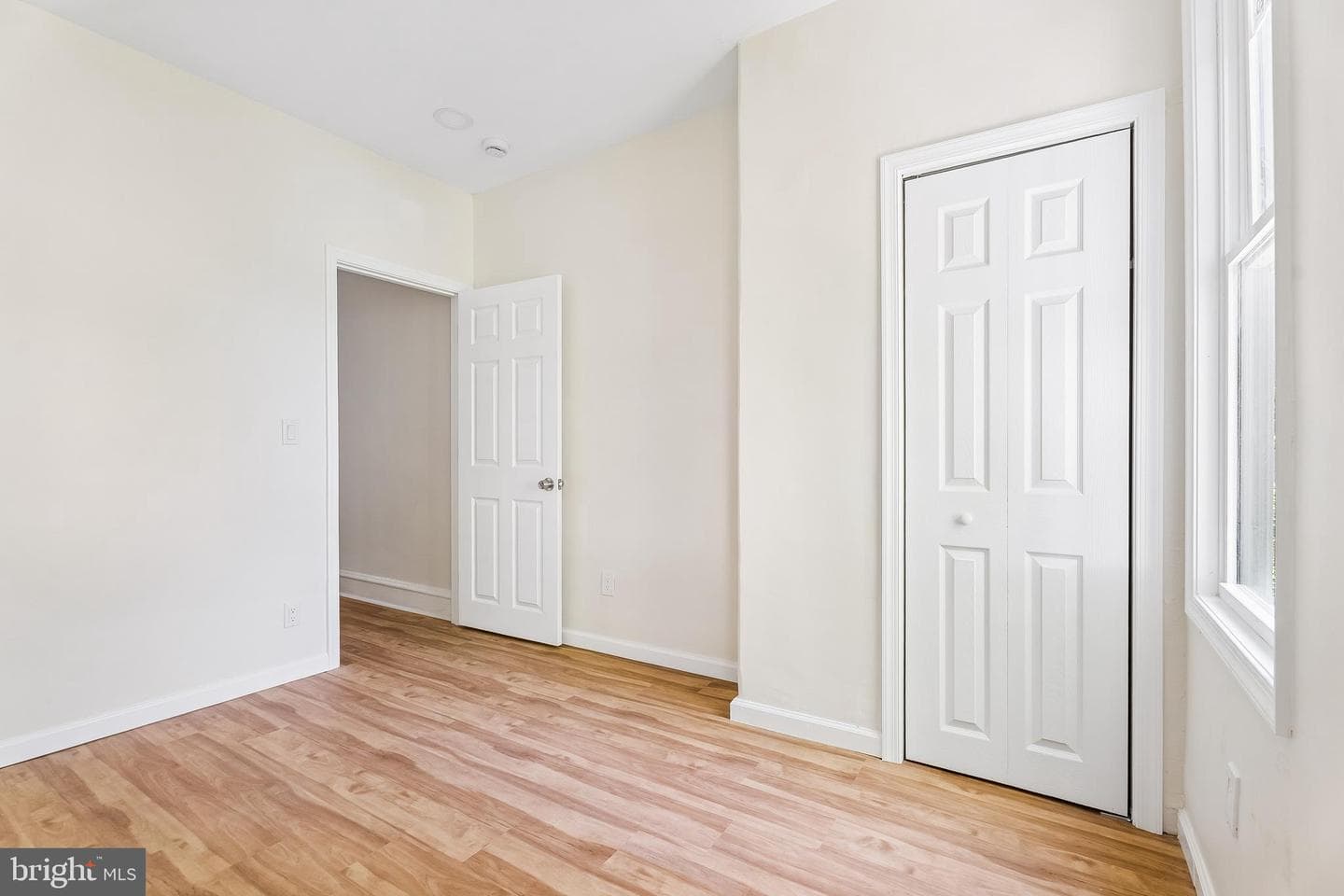 1716 N Hollywood Street photo 27
