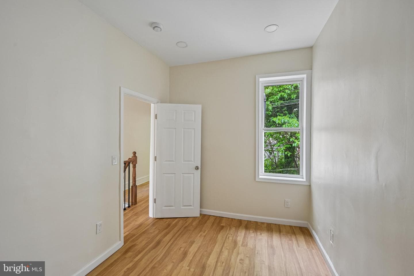 1716 N Hollywood Street photo 58