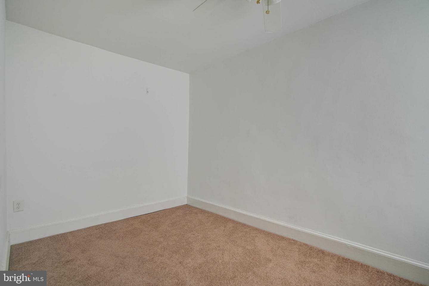 2849 Memphis Street photo 18