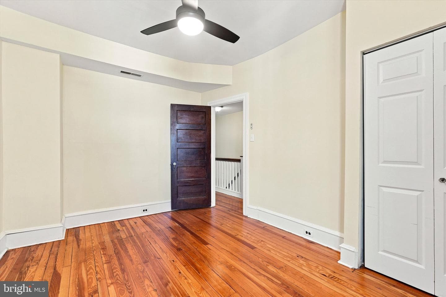 3362 Vaux Street photo 27