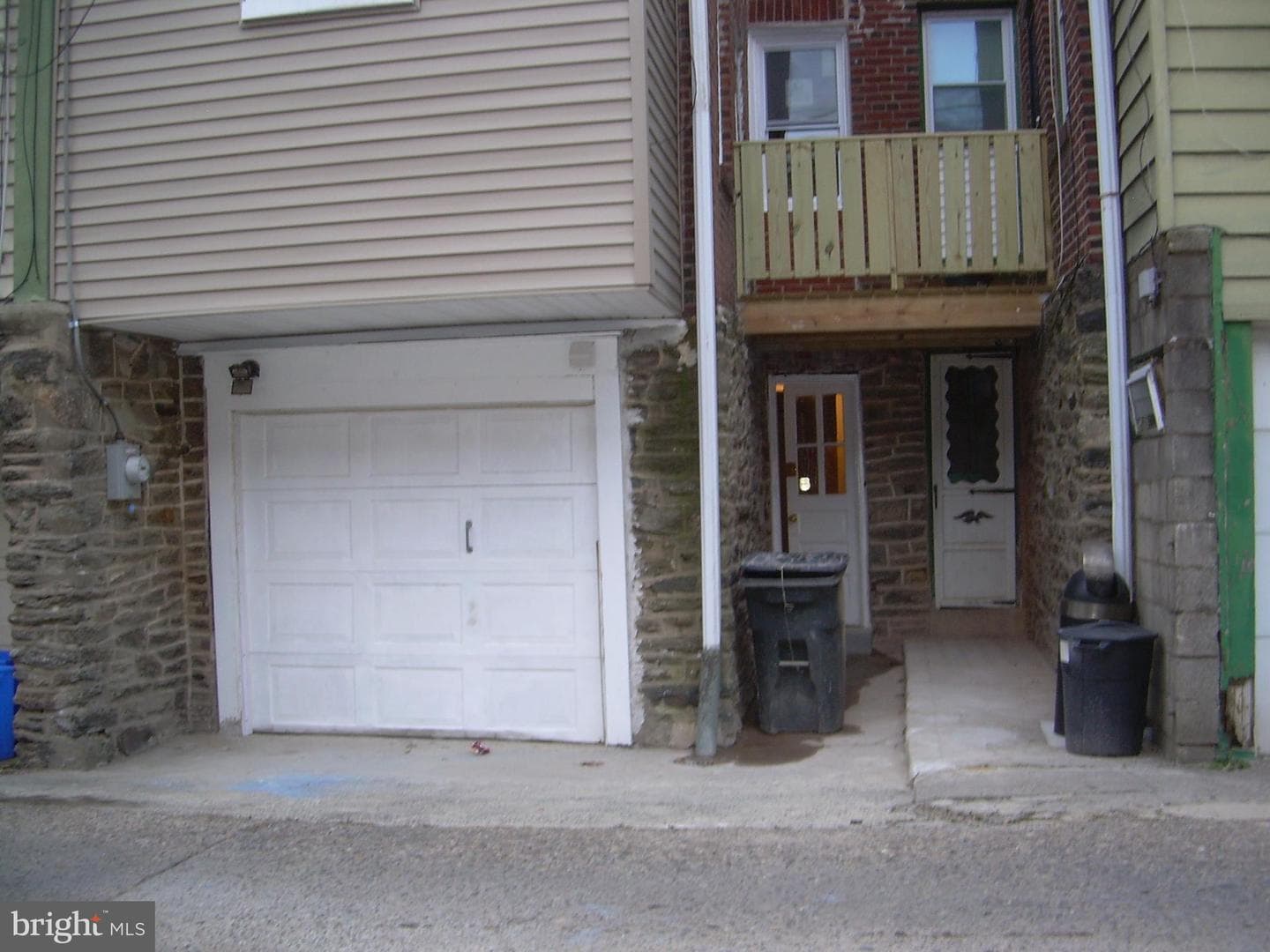853 Anchor St photo 50