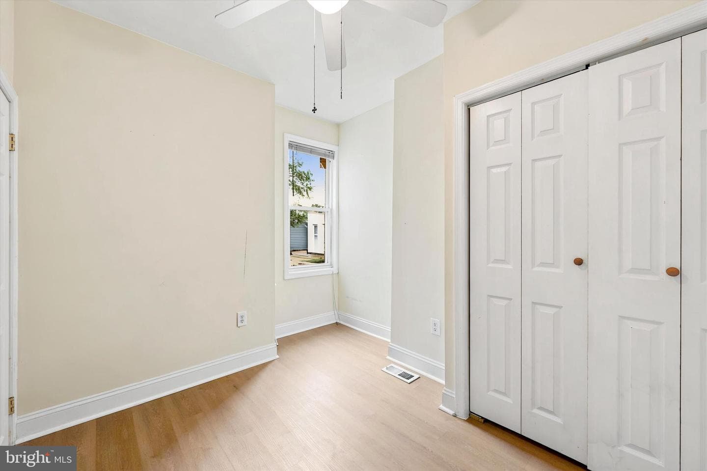 2111 Wharton Street photo 23