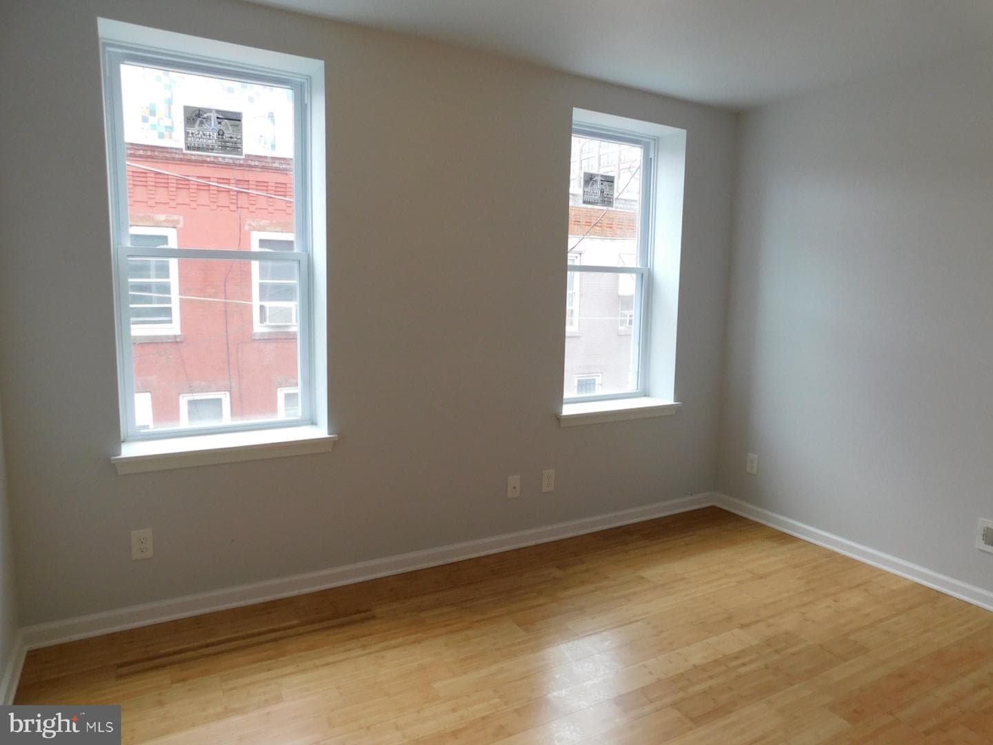 1339 W Seltzer Street photo 5