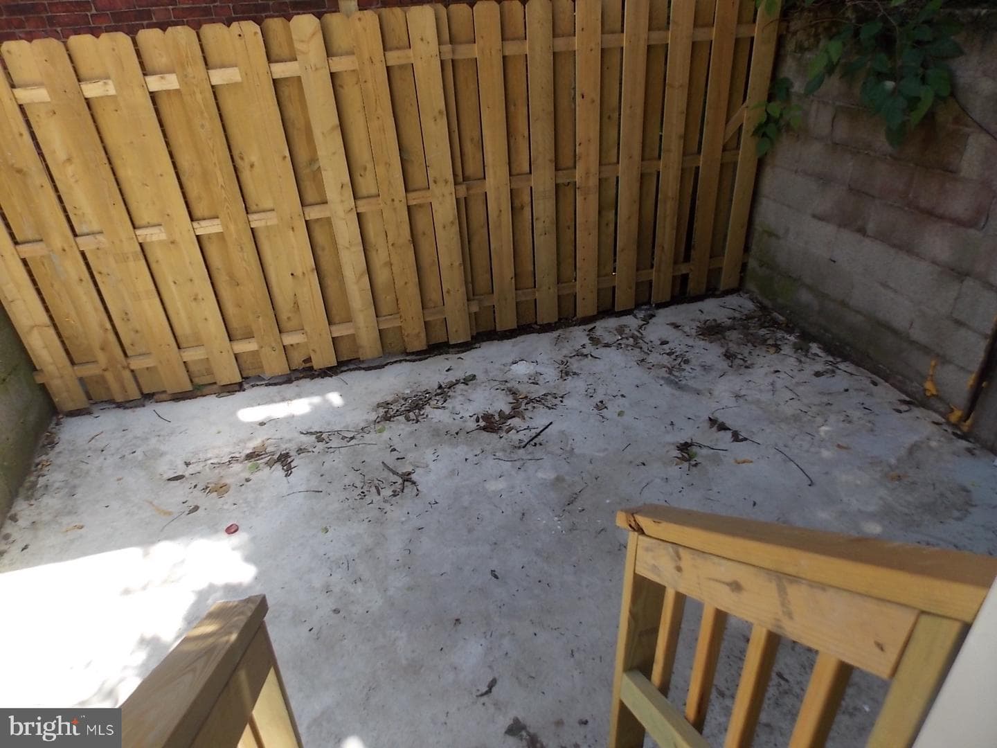 1718 W Huntingdon Street photo 5