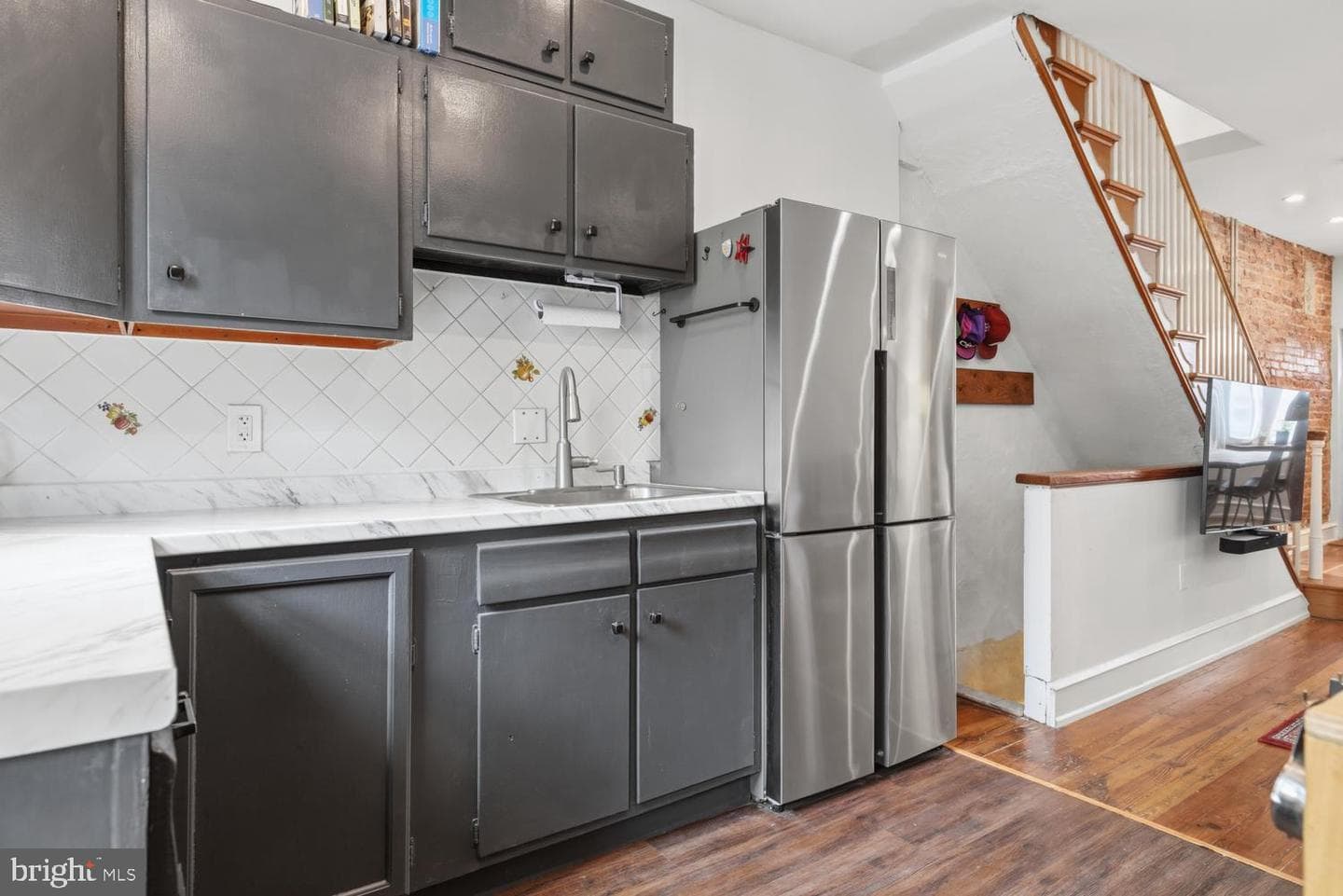 1835 Daly Street photo 13