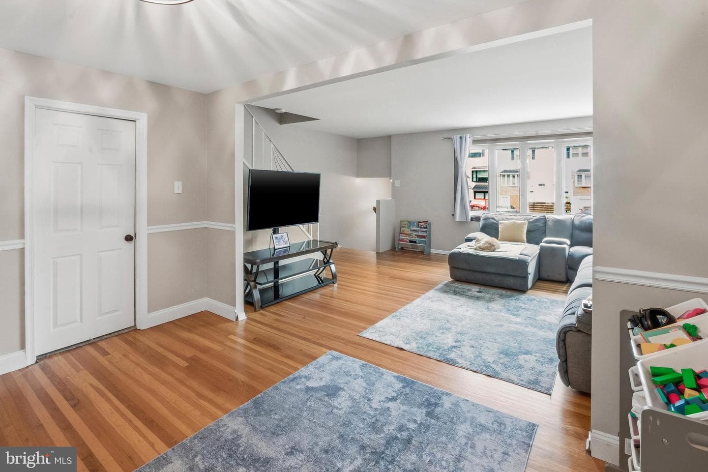 3730 Clarendon Avenue photo 8