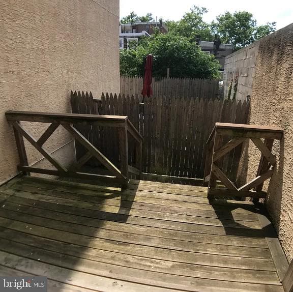 508 N Budd Street photo 16