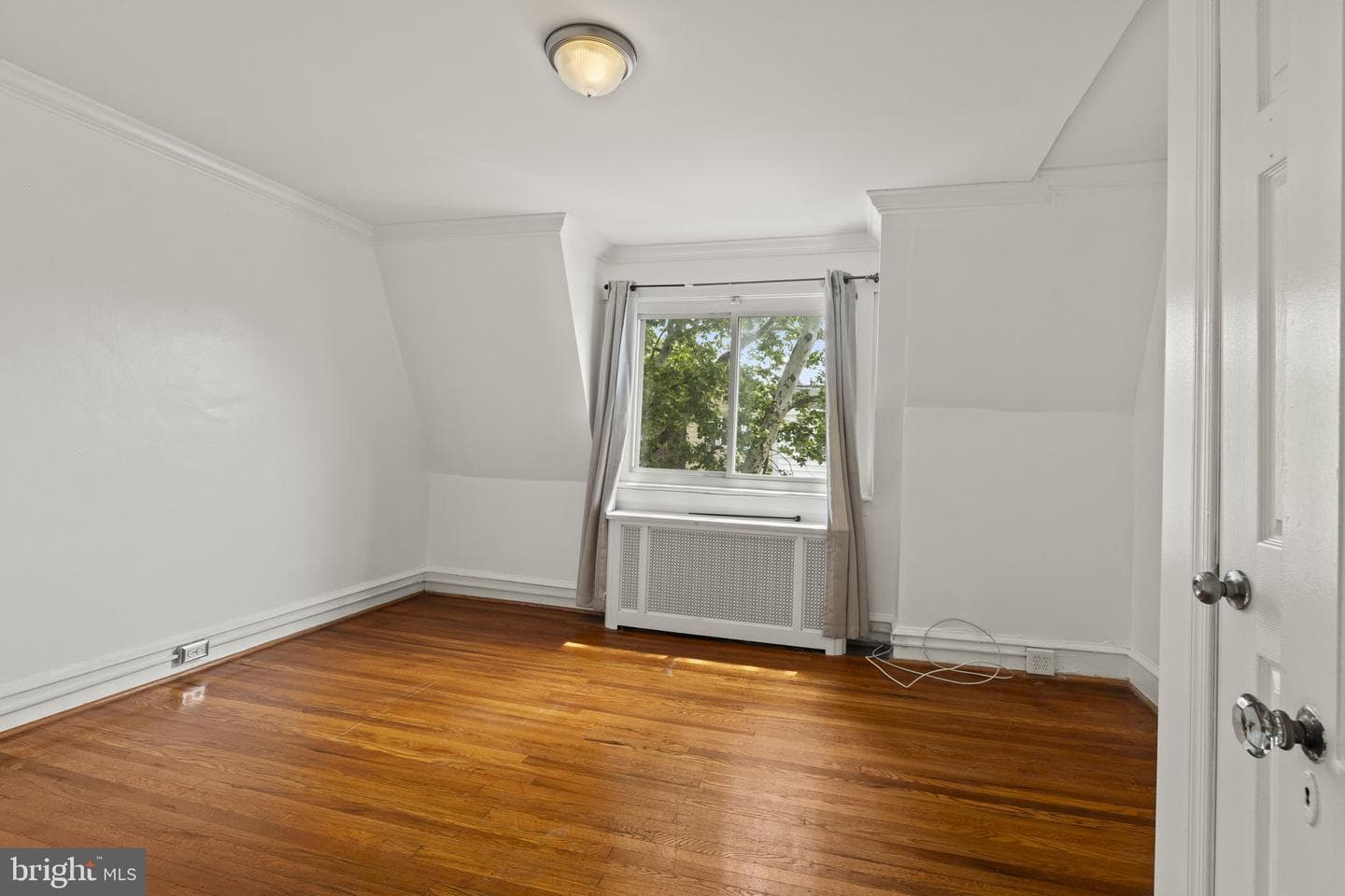 923 Anchor Street photo 24