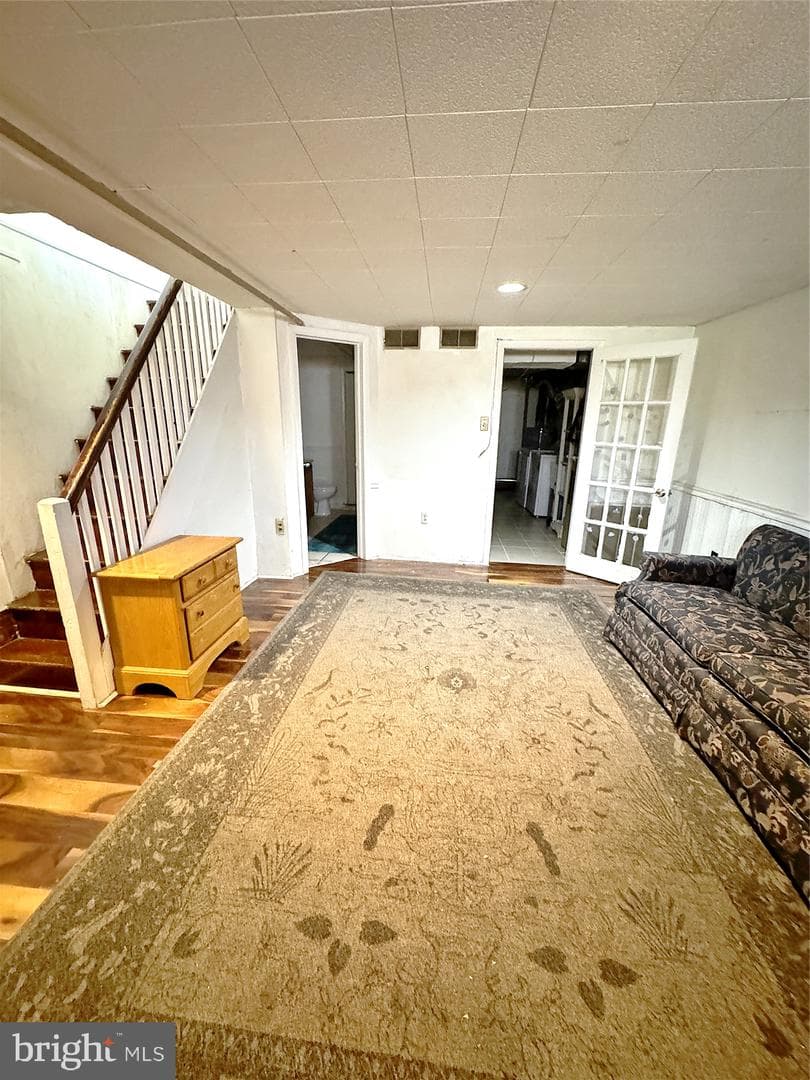 3215 Princeton Avenue photo 9