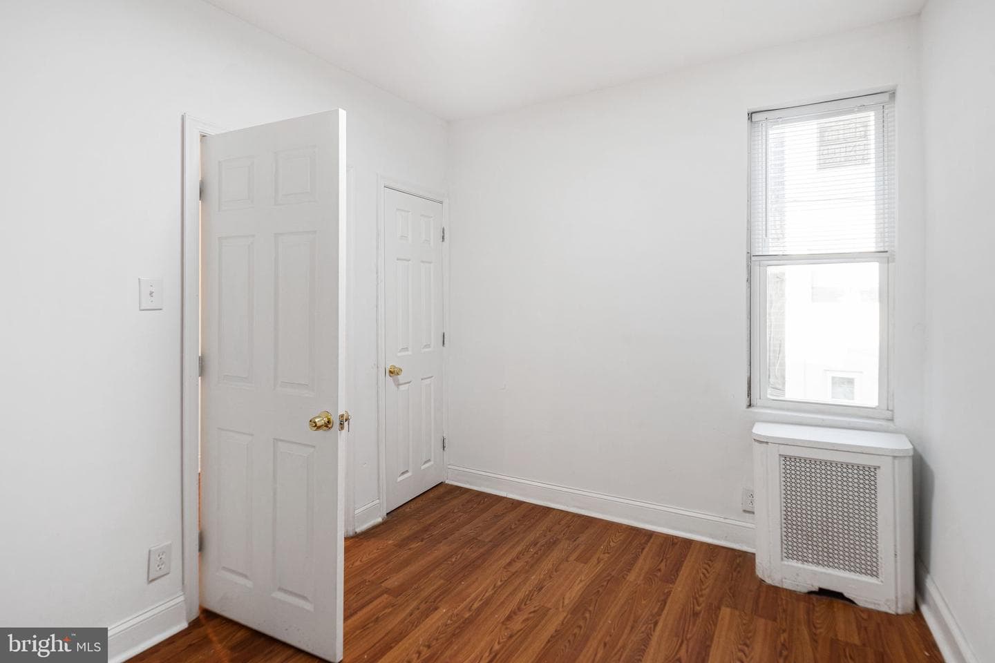 5717 Pemberton Street photo 13