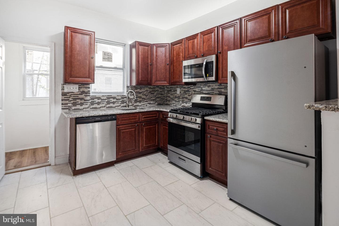 5717 Pemberton Street photo 6