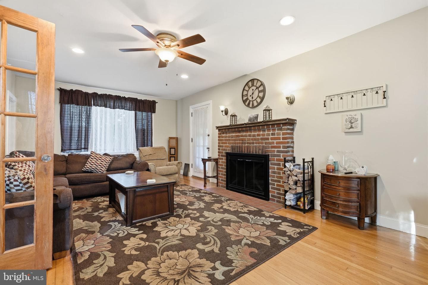 755 Byberry Road photo 10