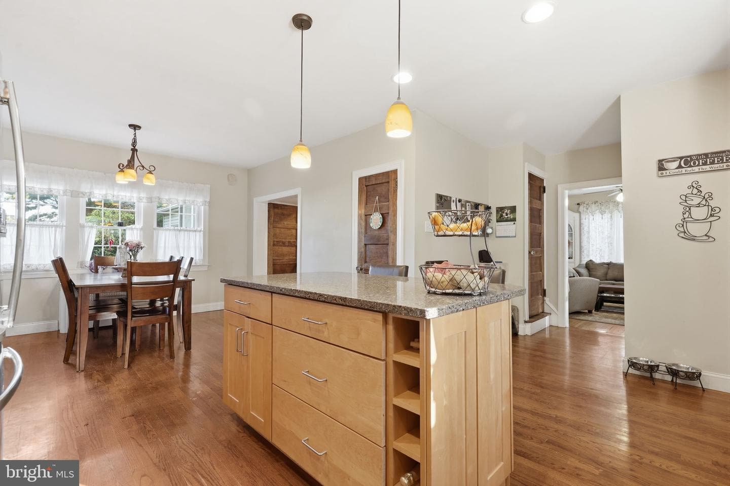 755 Byberry Road photo 18