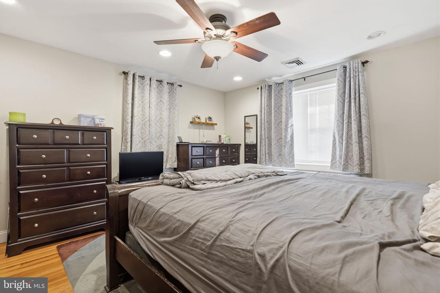 755 Byberry Road photo 21