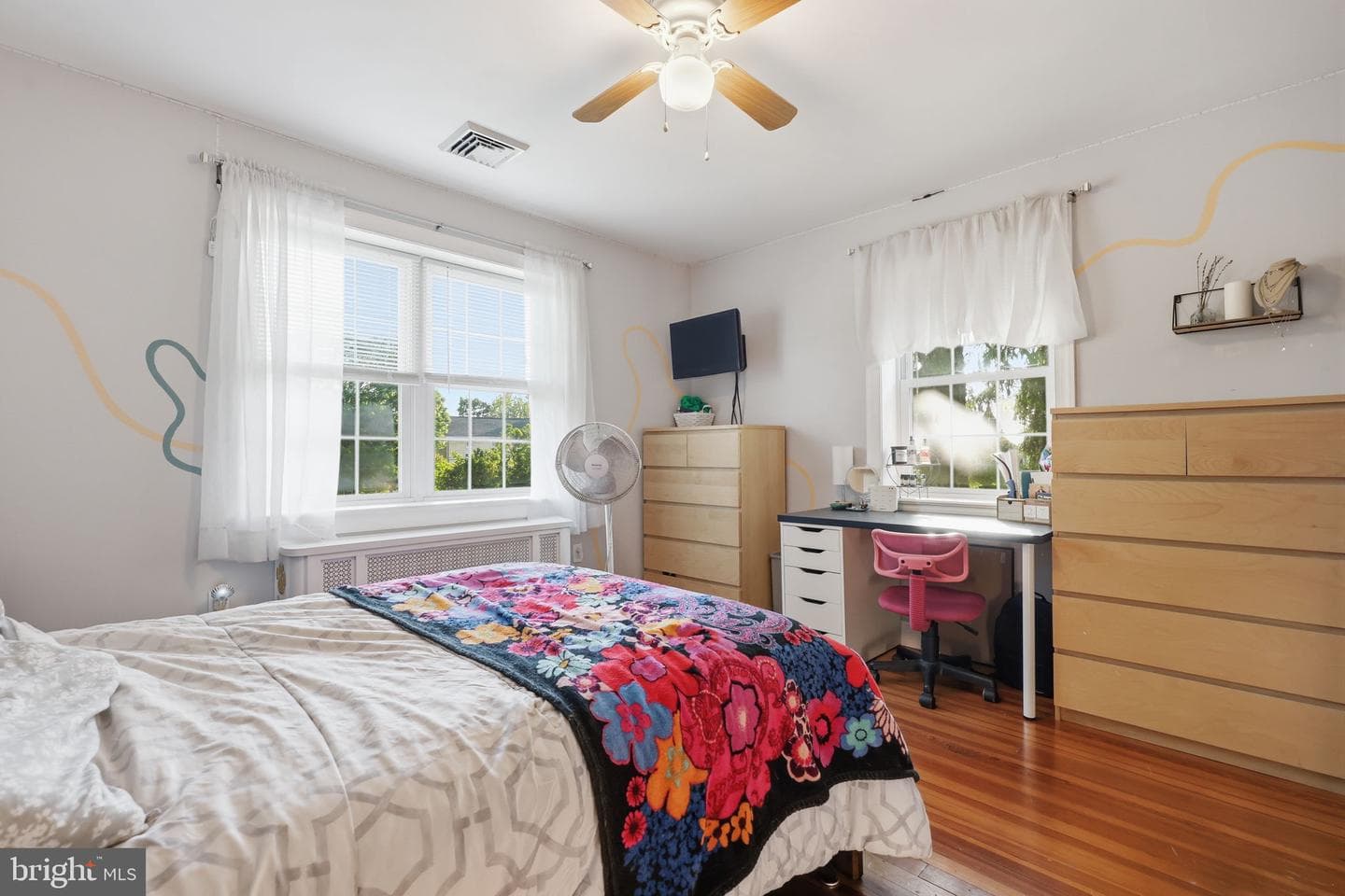 755 Byberry Road photo 27
