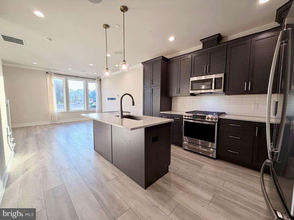 3100 Schirra Lane #120 photo 7