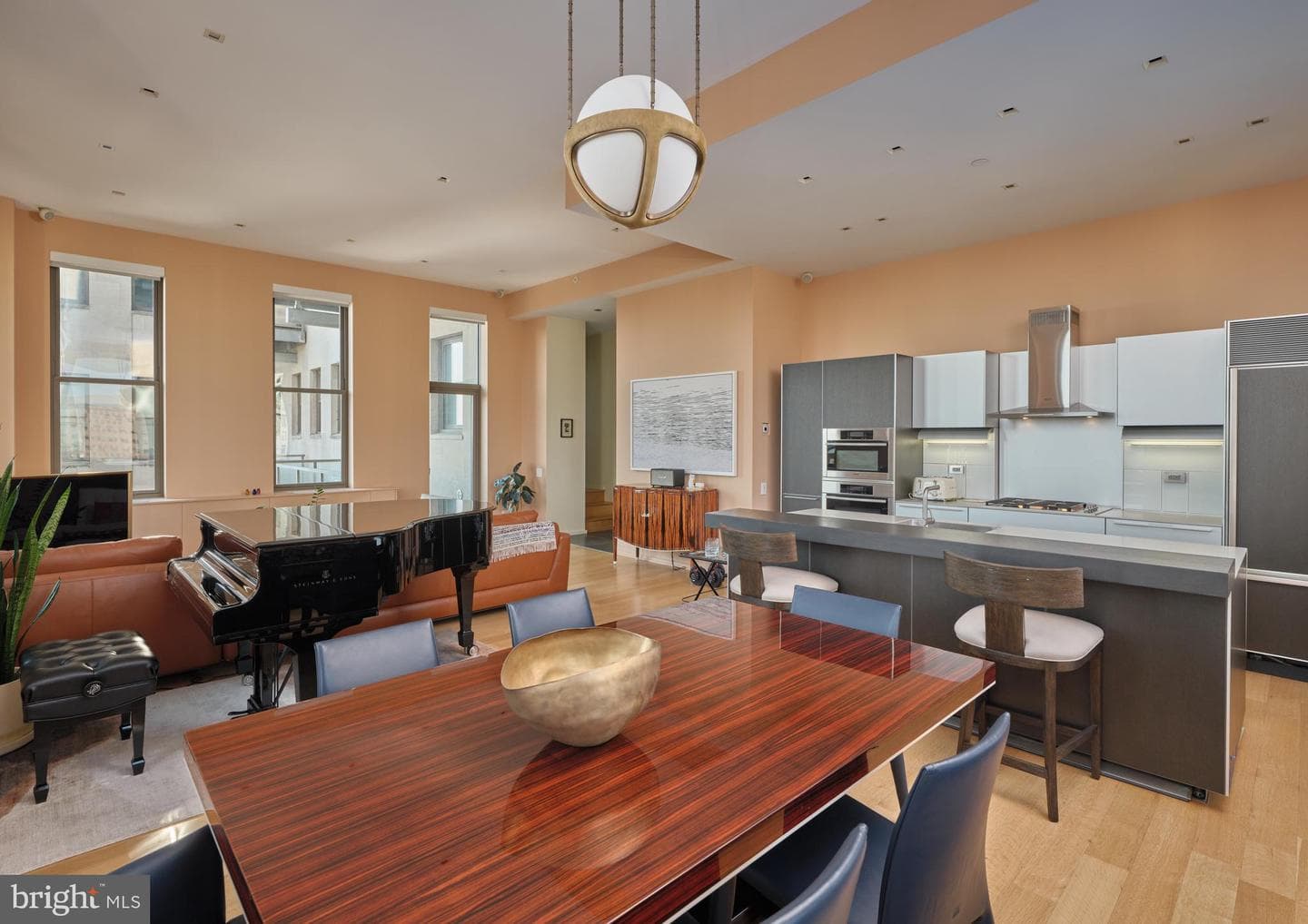 210 W Washington Square #8se photo 14